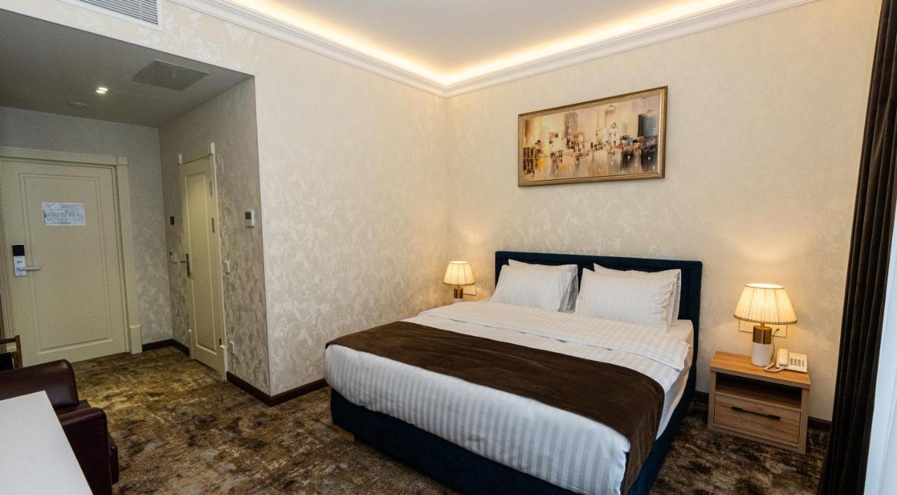 Garnet Mir Hotel Tashkent Bagian luar foto