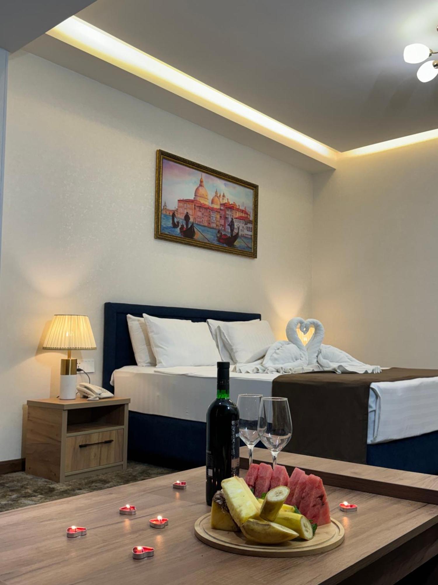 Garnet Mir Hotel Tashkent Bagian luar foto