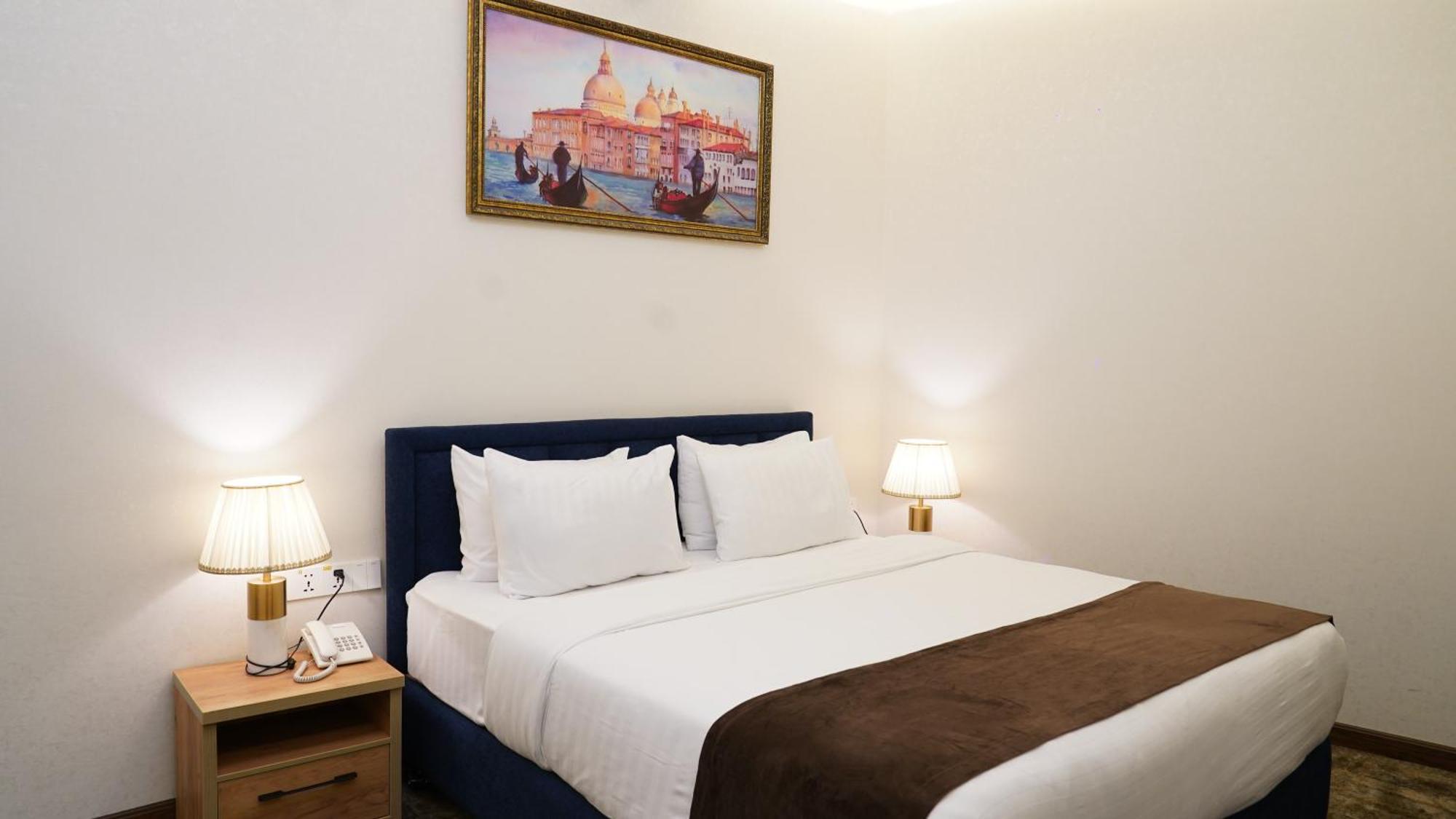 Garnet Mir Hotel Tashkent Bagian luar foto