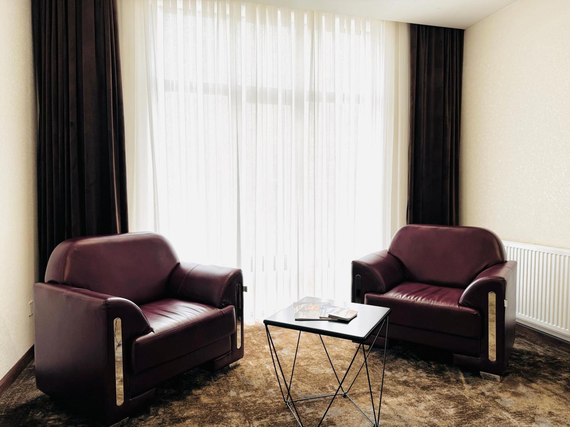 Garnet Mir Hotel Tashkent Bagian luar foto
