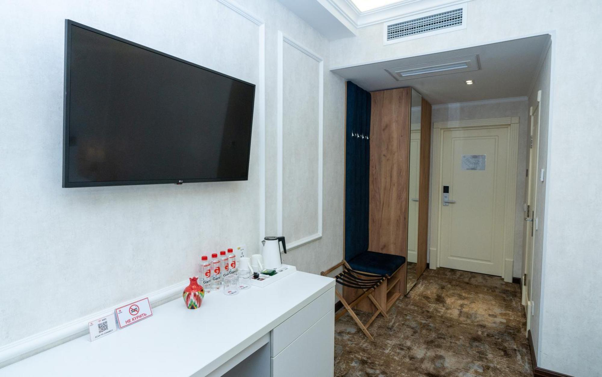 Garnet Mir Hotel Tashkent Ruang foto