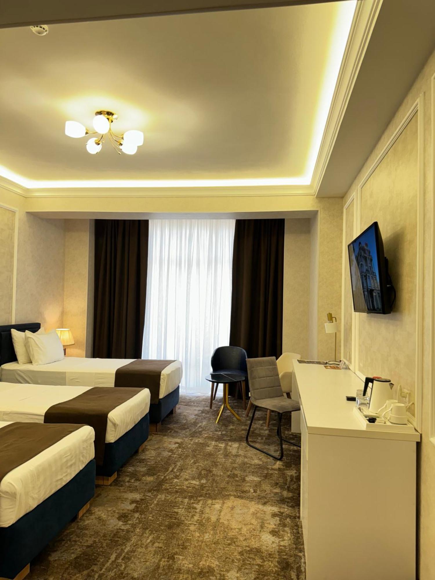 Garnet Mir Hotel Tashkent Bagian luar foto